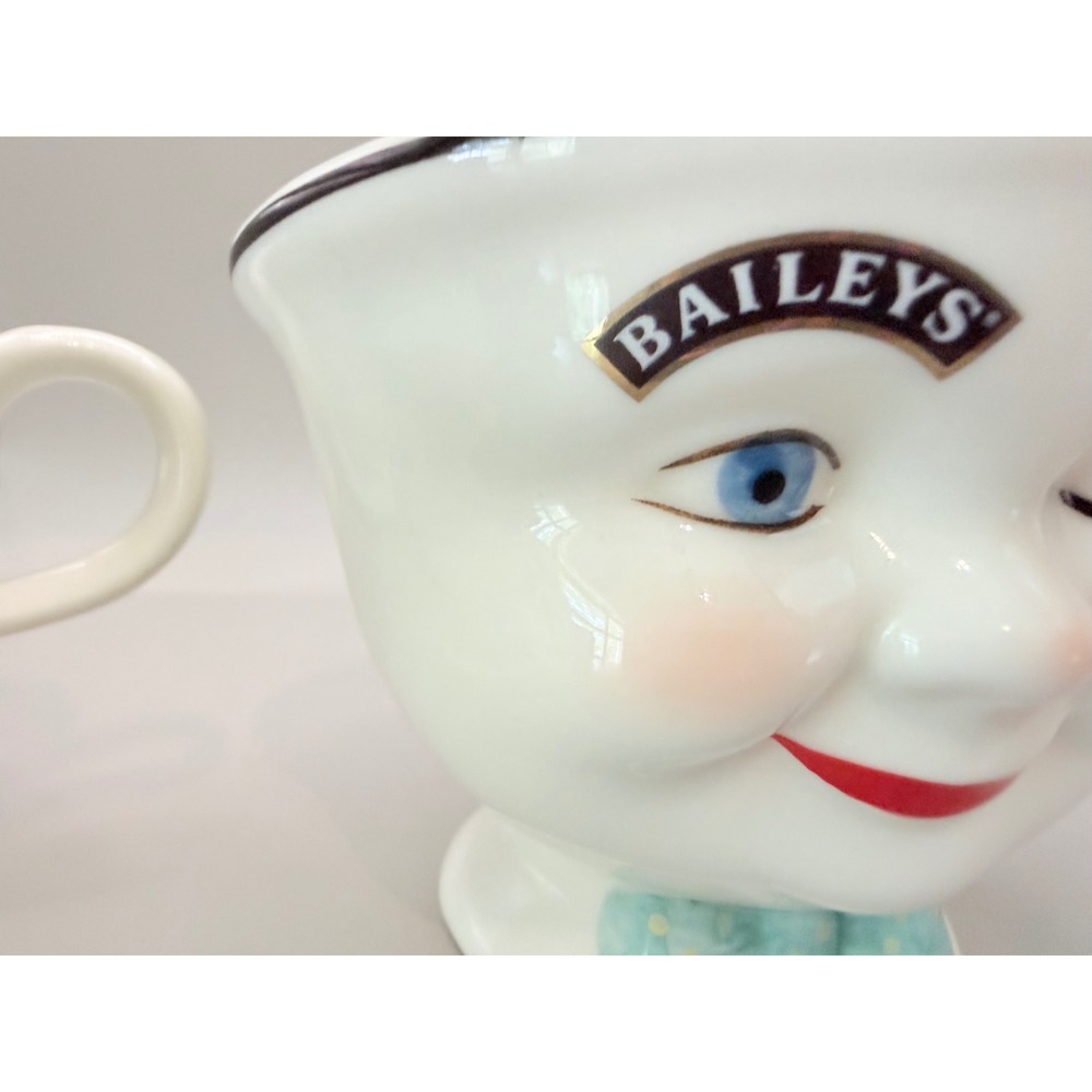 Baileys Irish Cream Winking Face Cups Set of 2 Limited Edition 1996 Yum Mugs - Picture 12 of 13